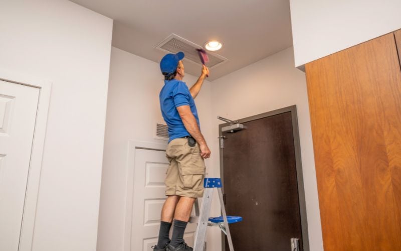kitchen weekly cleaning