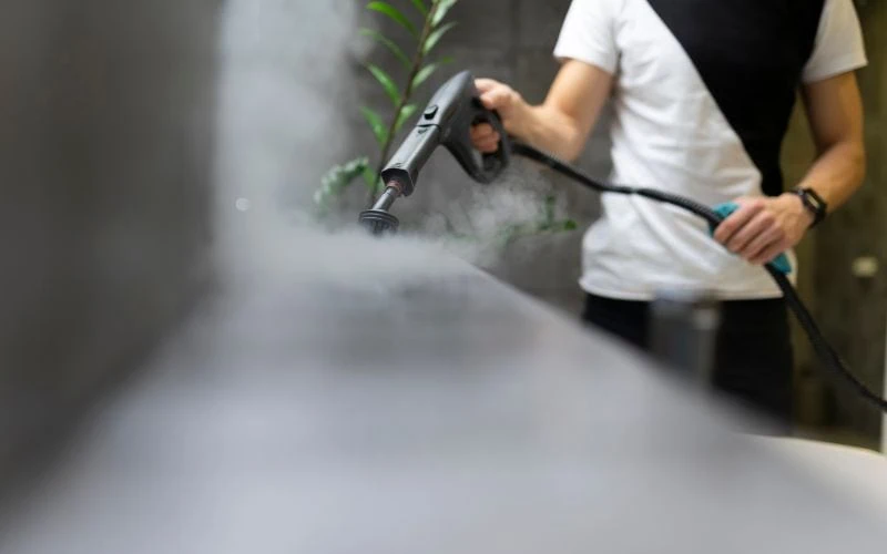 steam cleaning in wooden surface