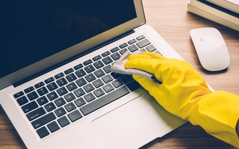 computer keyboards disinfecting service