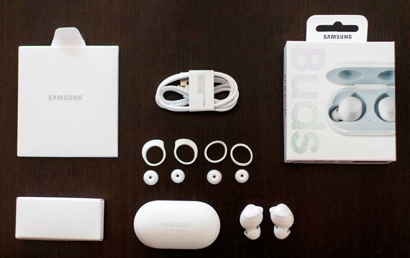 Разница между Apple AirPods 2 и Samsung Galaxy Buds 2: что лучше купить? 2 Комплектация Galaxy Buds 2
