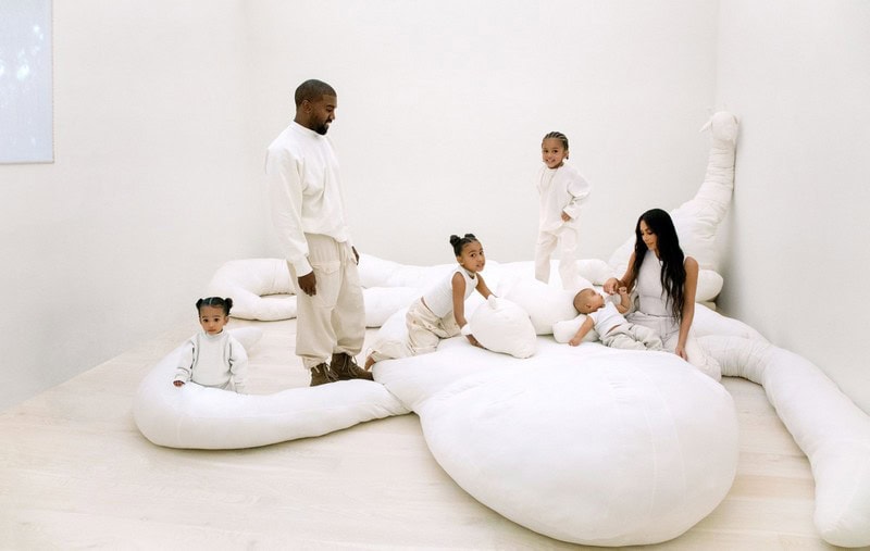 9 9 Get Inside Kim Kardashian & Kanye West's Minimalist Design Home Decor kim kardashian Get Inside Kim Kardashian & Kanye West’s Minimalist Design Home Decor 9
