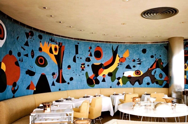 Luxury-Hotels-That-Have-Raised-The-Bar-With-Striking-Interior-Designs_9 Luxury-Hotels-That-Have-Raised-The-Bar-With-Striking-Interior-Designs_9 luxury hotels Luxury Hotels That Have Raised The Bar With Striking Interior Designs Luxury Hotels That Have Raised The Bar With Striking Interior Designs 9