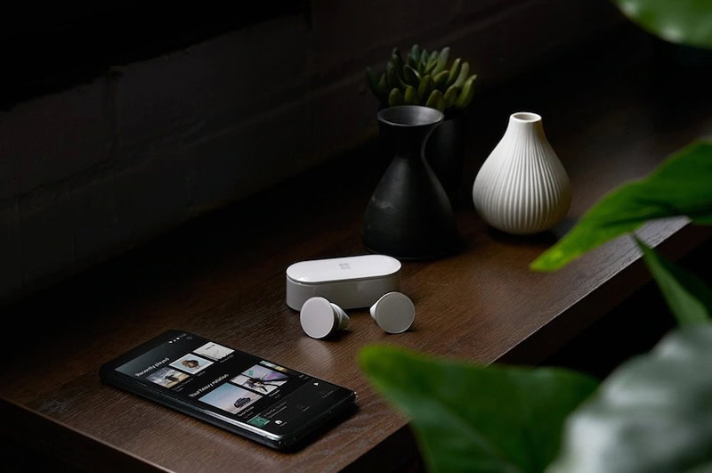 Install-Firmware-Update-on-Surface-Earbuds-using-Surface-Audio-App