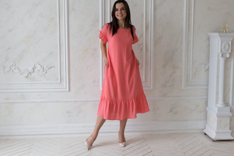 10 идеальных платьев на лето для будущих и кормящих мам