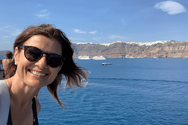 Dimitra in Santorini