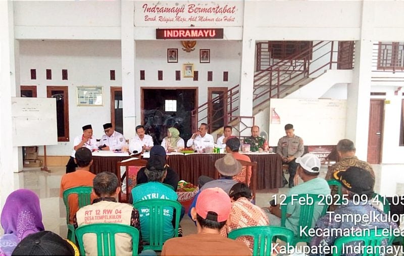 Pemerintah Desa Tempel Kulon Kecamatan Lelea Kabupaten Indramayu menggelar lelang tanah Titisara (tanah bengkok)