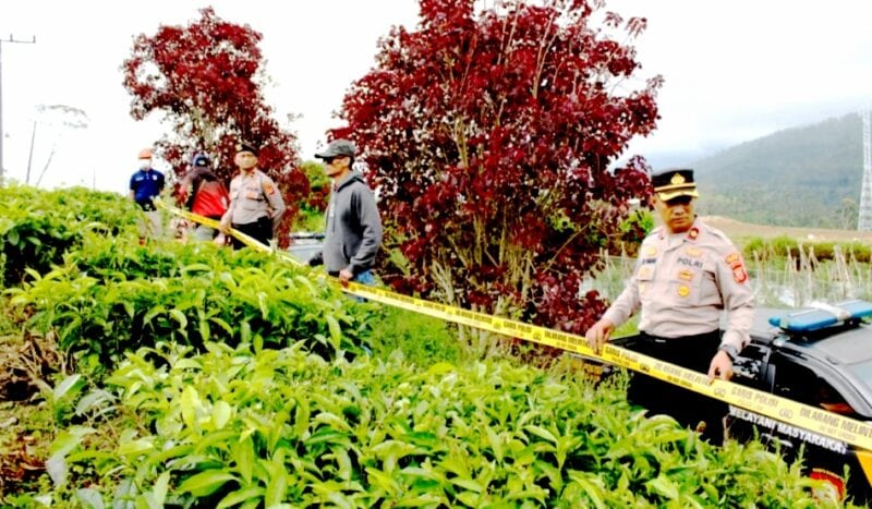 Polresta Bandung berjanji akan menyelidiki kasus ini secara tuntas dan menangkap pelaku yang bertanggung jawab.