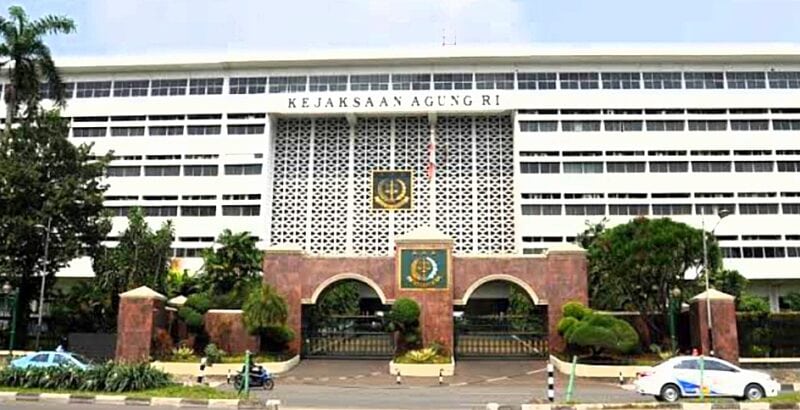 Korupsi MBG makin meluas, tersangka kini bertambah jadi tujuh orang. 