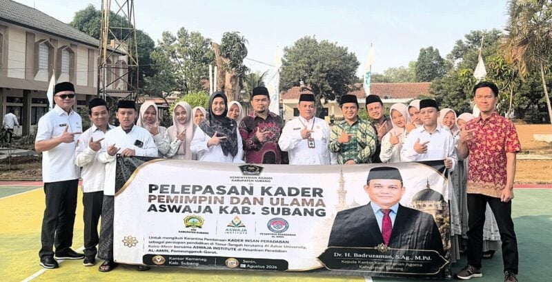 Sebanyak 17 kader ulama dari sejumlah pondok pesantren dan Madrasah Aliyah (MA) di Kabupaten Subang resmi dilepas. 