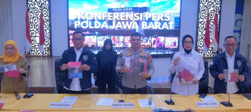 Direktorat Siber Polda Jawa Barat membongkar jaringan tindak pidana siber terkait  pornografi dan eksploitasi seksual terhadap anak di bawah umur.