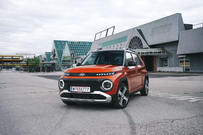 Gefühlt geht es bei der E-Mobilität zumeist total ernst und völlig humorlos zu. Zeit für frischen Wind, Zeit für den neuen Hyundai Inster.