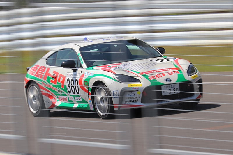 徳島トヨタレーシングGR86カラーリング | ヒロックラボ｜東京都港区