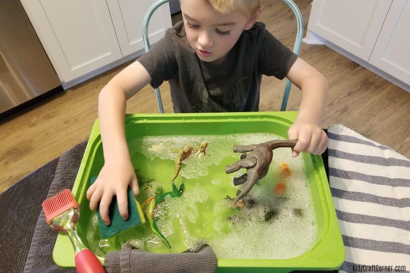 dinosaur wash for kids