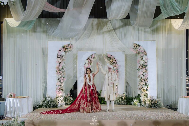 Indian wedding highlight film of Kareena and Scott in Bangkok