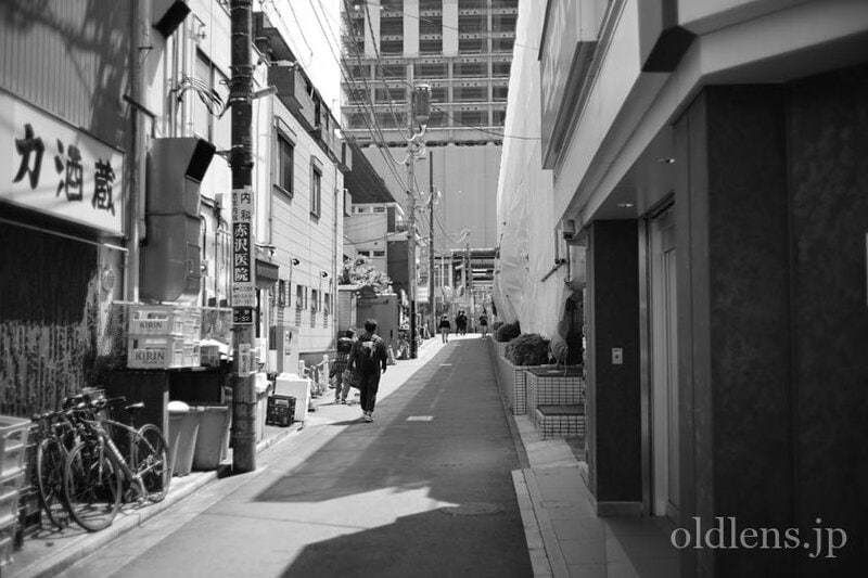 Leitz summar 5cm f2 ライカ ズマール 50mm f2 作例画像 エモい写真 街並み風景 中野