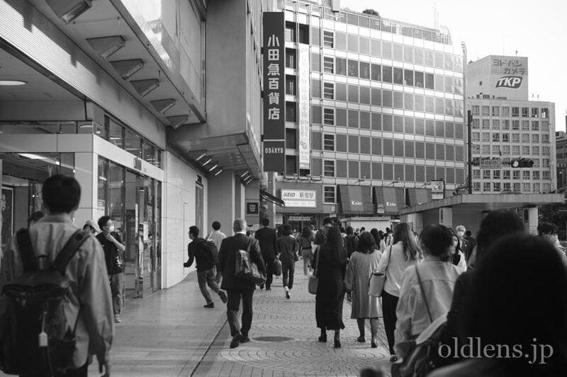 Leitz summar 5cm f2 ライカ ズマール 50mm f2 作例画像 エモい写真 街並み風景 新宿