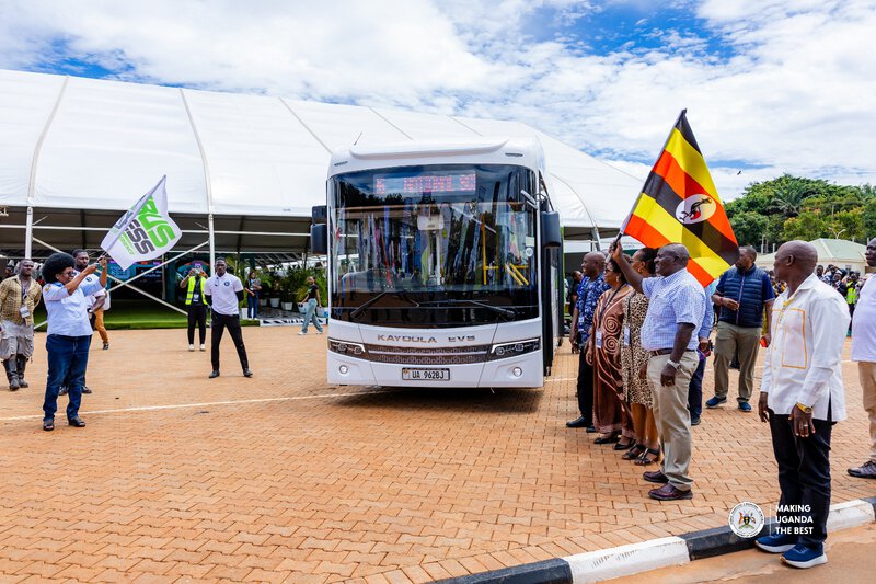 Uganda Rolls Out E-Bus Xpress Services In Kampala To Tackle Traffic Jam And Pollution After Cabinet Approval km2