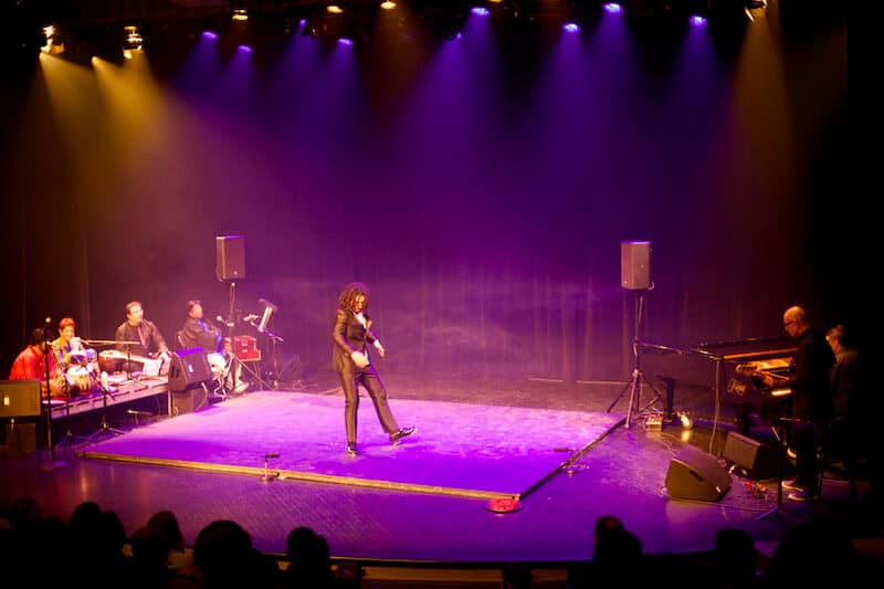 Perles d'ailleurs - Rhythm Rewritten image by Laurence Ly