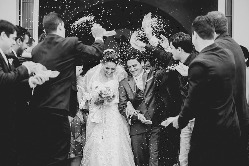 Things That Make Wedding Photos Stand Out: Tips from Professional Photographers