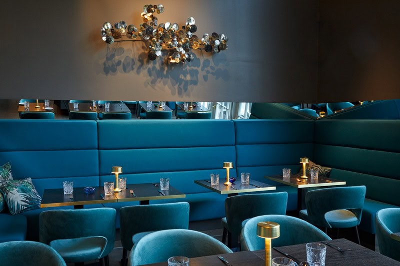 Check Decorazioni's Unique Restaurant Design That Is All About Embracing The Classic Blue Shades! decorazioni Check Decorazioni’s Unique Restaurant Design That Is All About Embracing The Classic Blue Shades! Check Decorazionis Unique Restaurant Design That Is All About Embracing The Classic Blue Shades 4