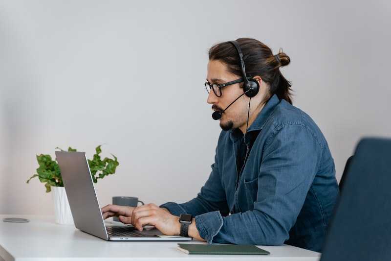 Contact-Facebook-Customer-Support