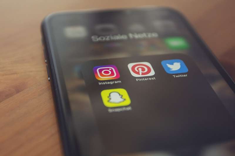 Uninstall-and-Reinstall-Snapchat-App