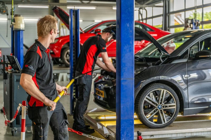 FZ-Auto's-elektrisch-werkplaats