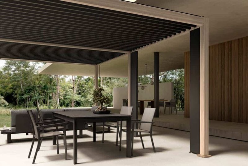 Prima di tutto, l'immagine mostra un'area all'aperto elegante con mobili di design.