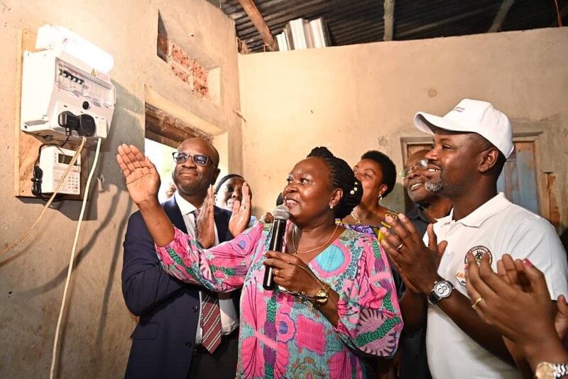 Tayebwa Salutes Government For Extending Electricity to The Rural Communities taye