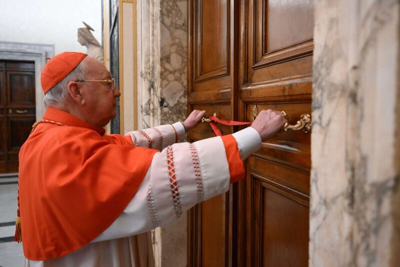 Vatican confirms Pope Francis died of heart attack and stroke 3AXRCE3-scaled