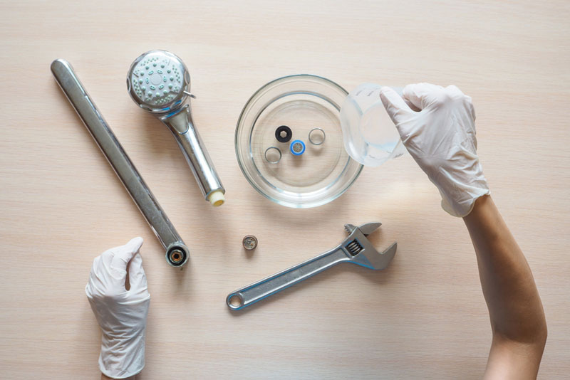 bathroom surface cleaning tips