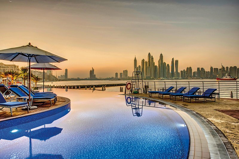 Pool-Dukes-The-Palm-a-Royal-Hideaway-Hotel