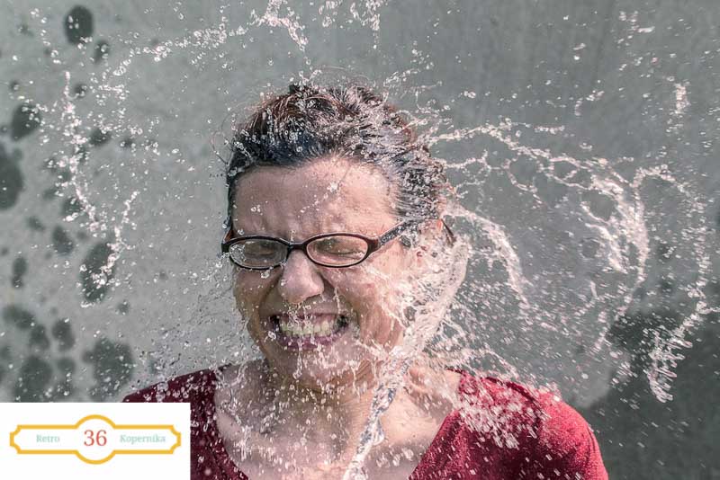 kranówa 1 - Kto pierwszy odkręci kran?"Kranówka" na stole w restauracji ?