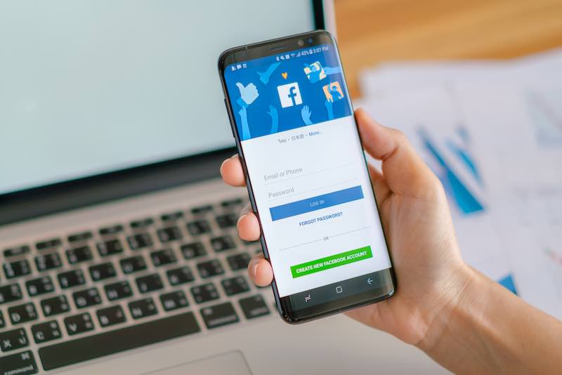 How to Troubleshoot & Fix Facebook Feed Not Showing or the Screen has Gone Blank on Web Browser, Android or iPhone App