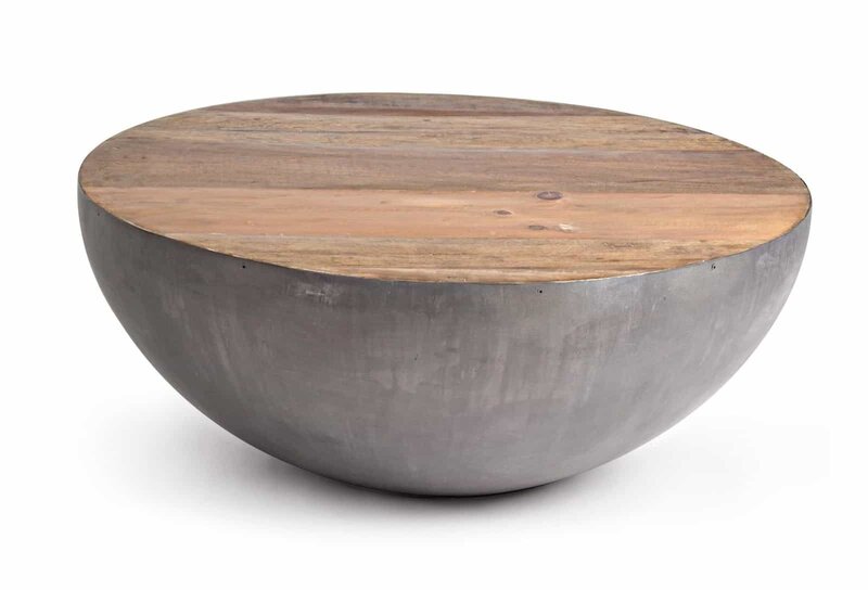 Tavolino da caffè moderno in cemento e legno, design minimalista, perfetto per soggiorni eleganti.