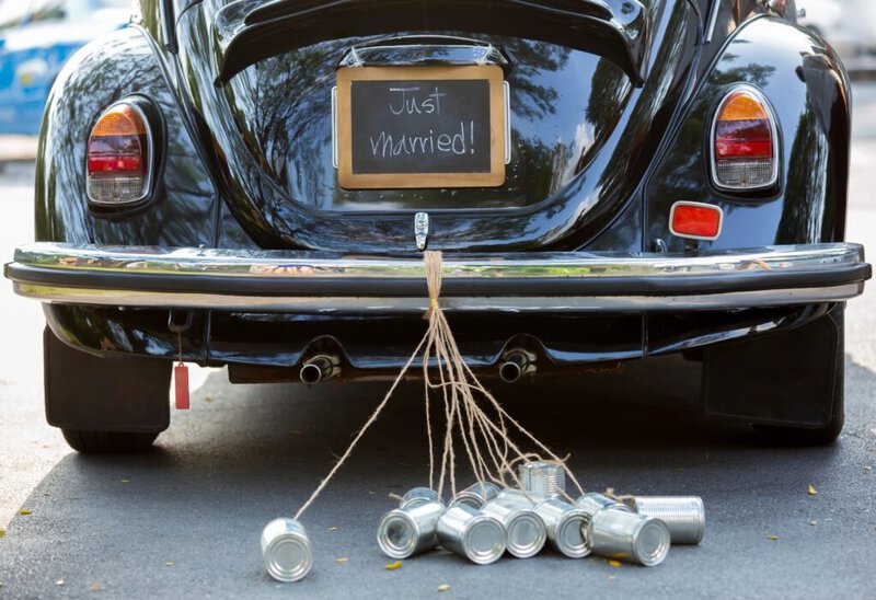 wedding cigar roller with a car