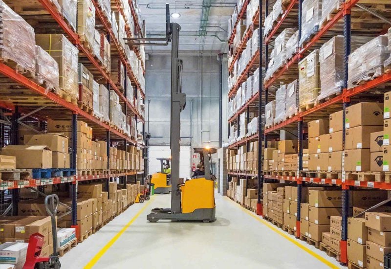 example-distribution-center-full-capacity.1.1 پرشین نویسا بین الملل ، قطعه یدک