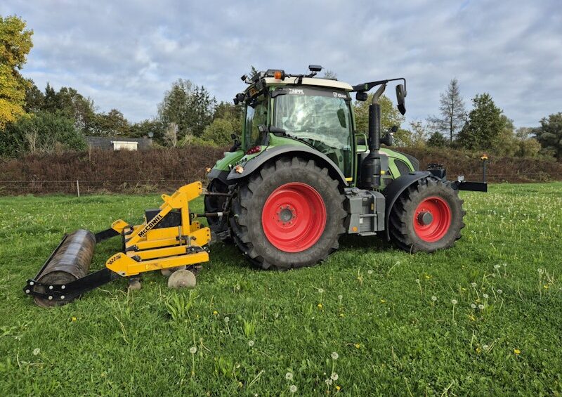 Autonomous subsoiling in grassland