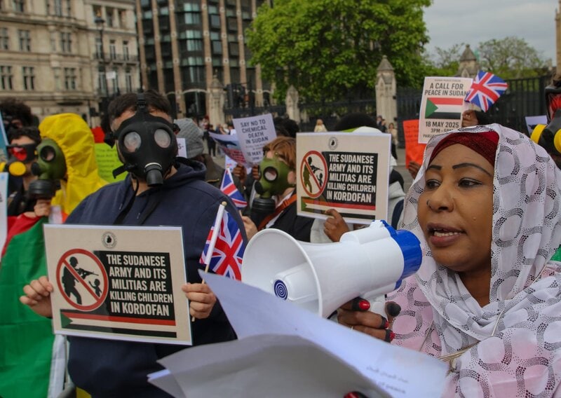 London Rally Demands Action On Sudanese Chemical Weapons Attack lon