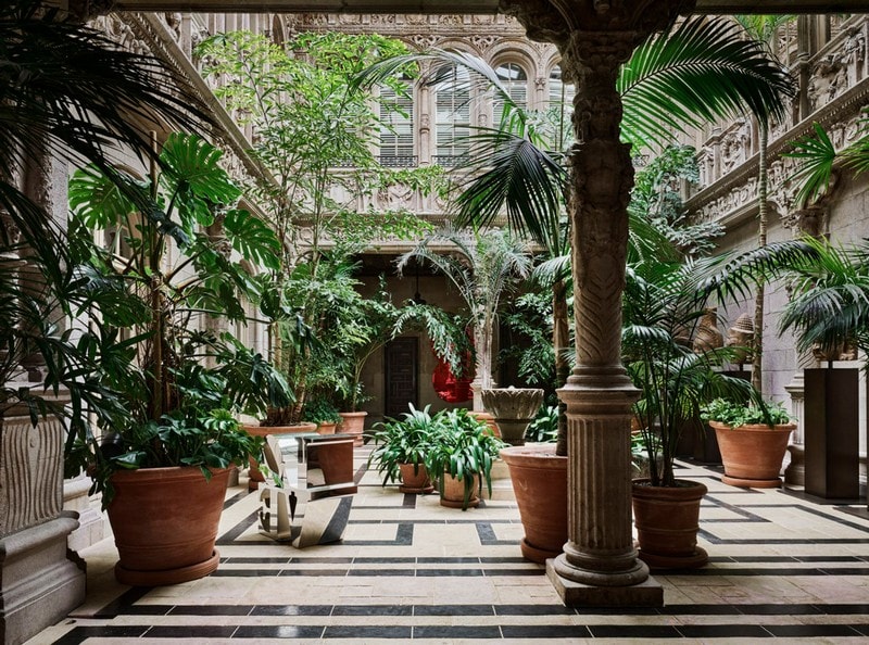 9703bda406549fd9d9de8975e85decbff5bce8db-1348x1000-1 9703bda406549fd9d9de8975e85decbff5bce8db-1348x1000-1 peter marino Peter Marino: The Constant Dialogue Between Interior And Exterior 9703bda406549fd9d9de8975e85decbff5bce8db 1348x1000 1