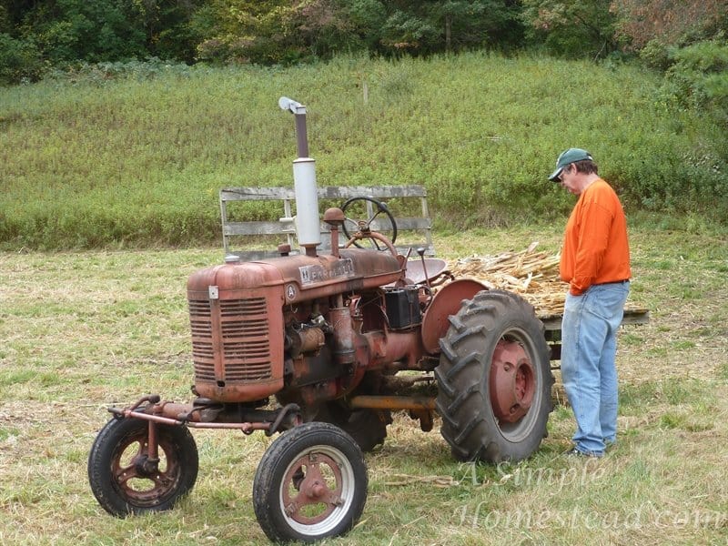 Norskedalen Threshing Bee - old tractor
