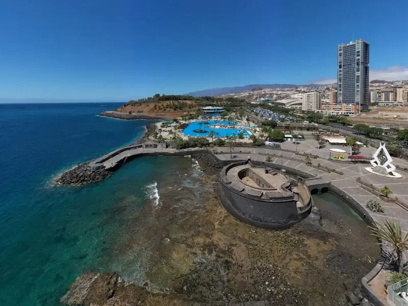 Vuelo de dron en CTR