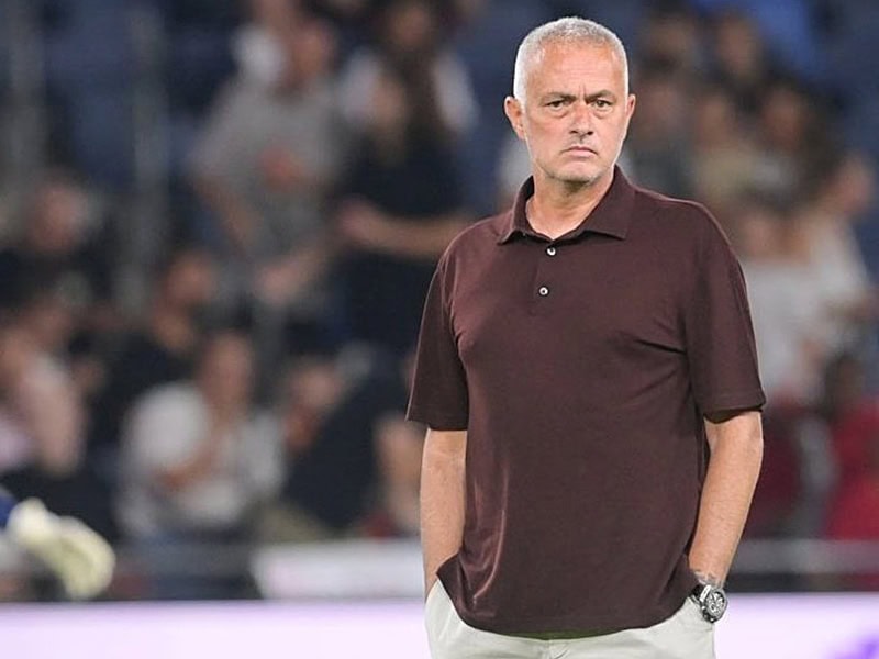 BenficaJoseMourinho.jpg