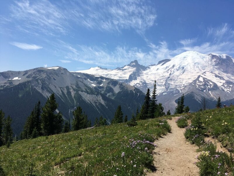 Kid friendly hikes near seattle -