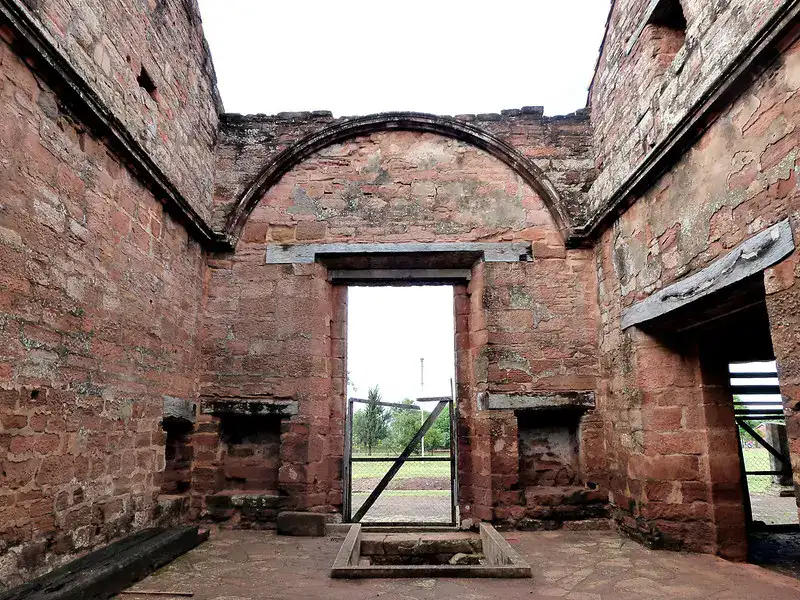 Ruinas de la misión jesuítica de San Cosme y Damián en Paraguay.