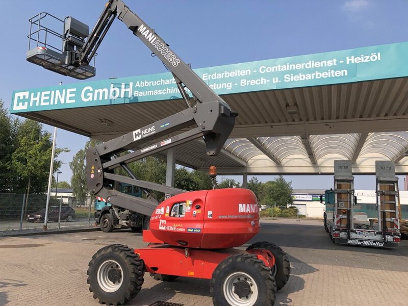 Hubwagen vor Heine Unternehmen