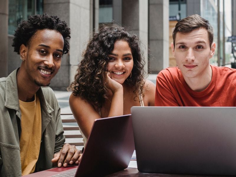 étudiants du BTS GPME au travail