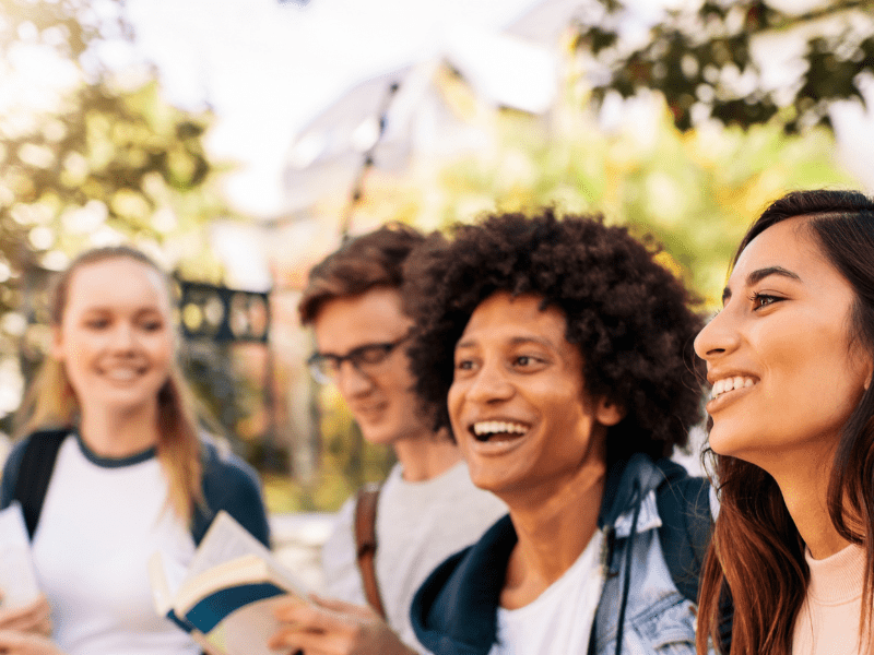 Etudiants en Mastere Marketing à My Business School