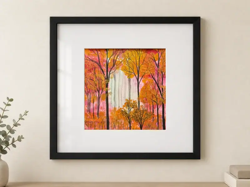 Acquarello e china su carta raffigurante un bosco dai toni oro, arancio, rosa e fucsia, con tronchi scuri, chiome luminose e una radura chiara sullo sfondo; dipinto 29 × 29 cm, con passepartout bianco, vetro protettivo e cornice nera, dimensioni esterne 54 × 54 cm.
