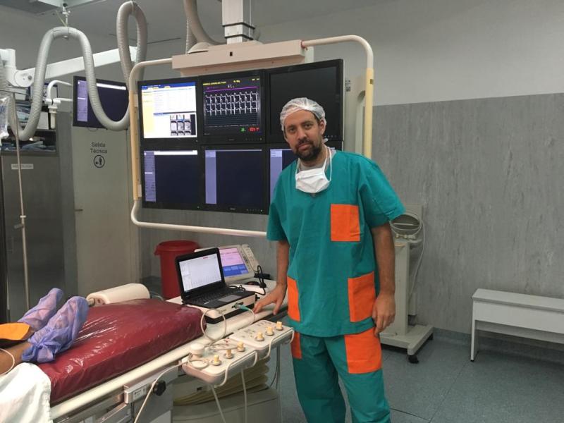 Experiencias con Synchromax en el Hospital Padilla de Tucumán Dr. Javier Bonacina junto al Synchromax